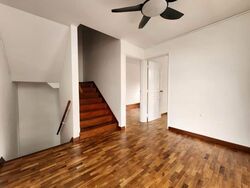 Kew Vale (D16), Terrace #585652991